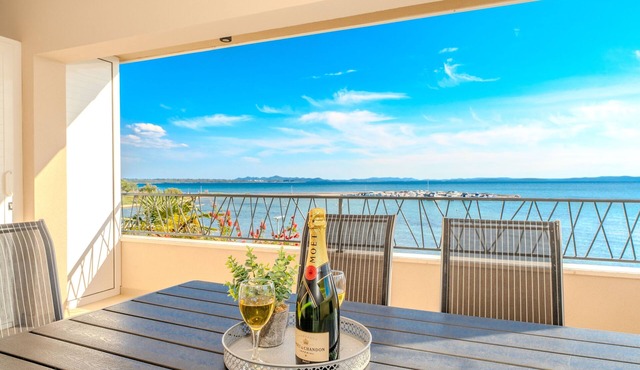 Two bedroom apartment near beach Privlaka, Zadar (A-24599-b)