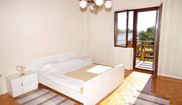 Two bedroom apartment near beach Privlaka, Zadar (A-666-b)