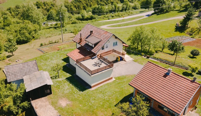 Two bedroom apartment with terrace Seliste Dreznicko, Plitvice (A-23993-a)