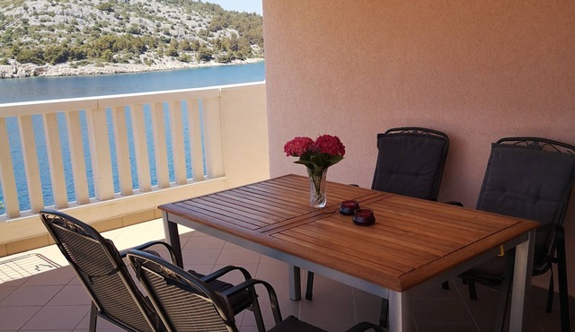 Two bedroom apartment near beach Ražanj (Rogoznica) (A-2970-b)