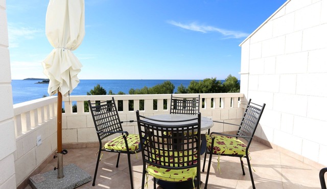 Two bedroom apartment with terrace and sea view Rogoznica (A-10339-a)