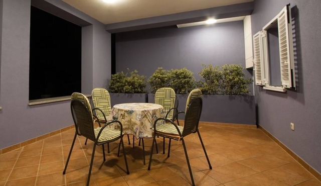 Two bedroom apartment with terrace and sea view Verunić, Dugi otok (A-14286-b)
