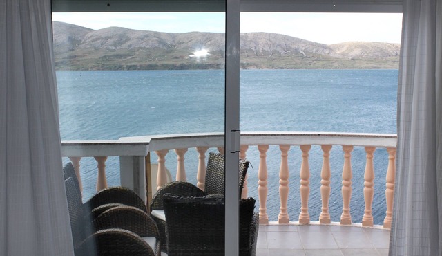 Two bedroom apartment with terrace and sea view Zubovići, Pag (A-6394-d)