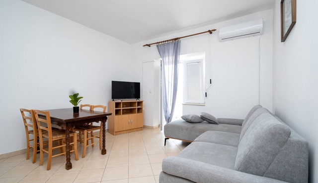 Two bedroom apartment with terrace and sea view Zubovići, Pag (A-9365-d)