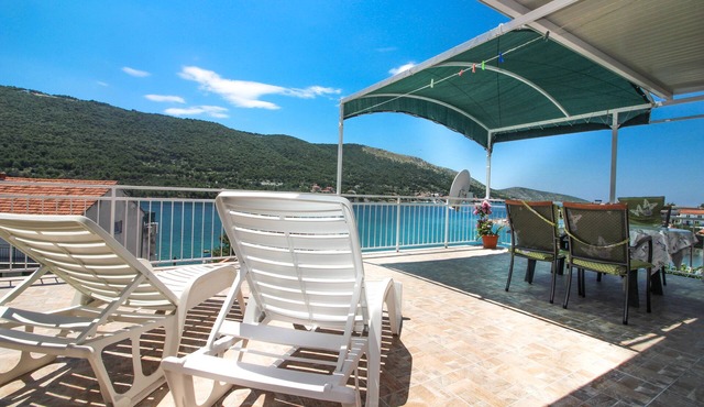 Two bedroom apartment near beach Grebaštica, Šibenik (A-480-a)