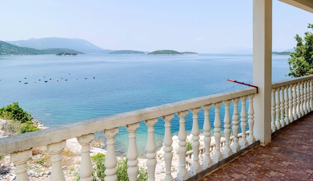 Two bedroom apartment near beach Cove Pještata, Pelješac (A-14440-a)