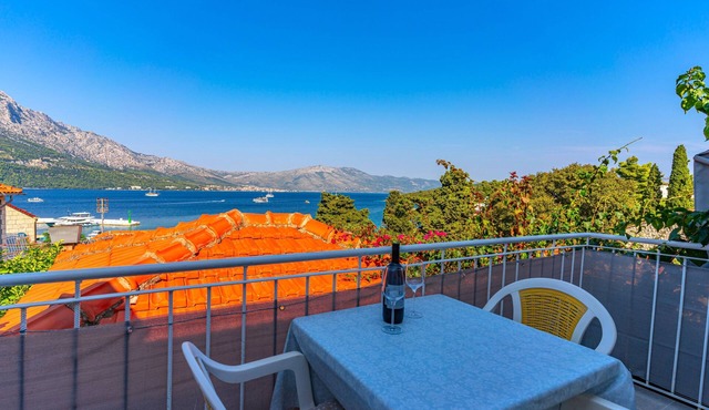 Two bedroom apartment near beach Korčula (A-9321-c)