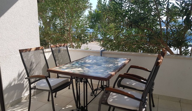 Two bedroom apartment near beach Kučište - Perna, Pelješac (A-4545-b)