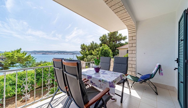 Two bedroom apartment near beach Kučište - Perna, Pelješac (A-21507-b)