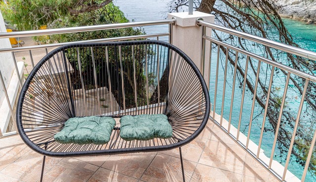 Two bedroom apartment near beach Cove Bratinja Luka, Korčula (A-4434-a)