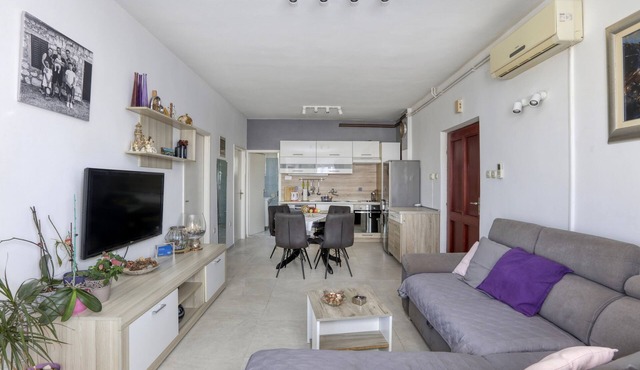 Two bedroom apartment near beach Jezera, Murter (A-796-a)