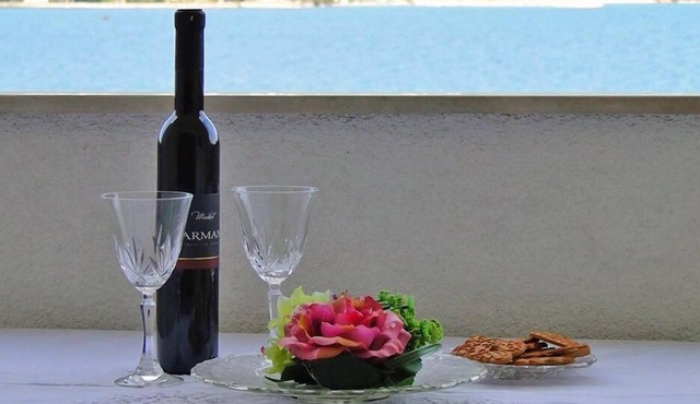 Two bedroom apartment near beach Arbanija, Čiovo (A-1085-c)