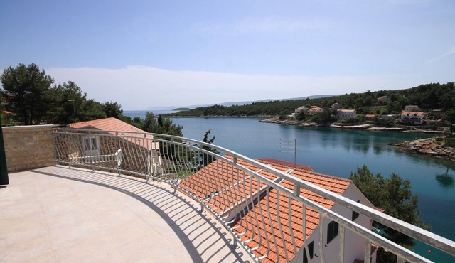 Two bedroom apartment near beach Basina, Hvar (A-8754-a)