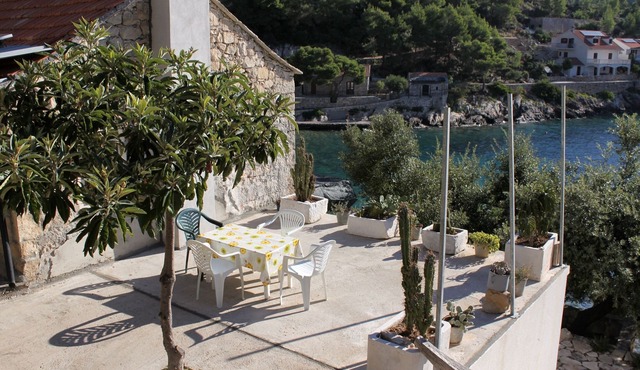 Two bedroom apartment near beach Cove Torac, Hvar (A-4875-a)