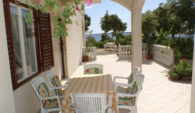 Two bedroom apartment near beach Šimuni, Pag (A-236-b)