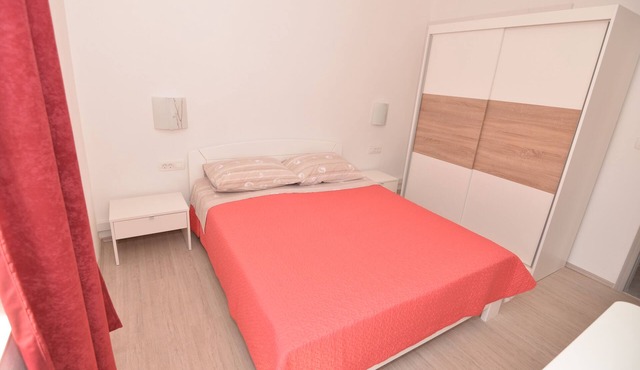 Two bedroom apartment near beach Tkon, Pašman (A-16589-c)