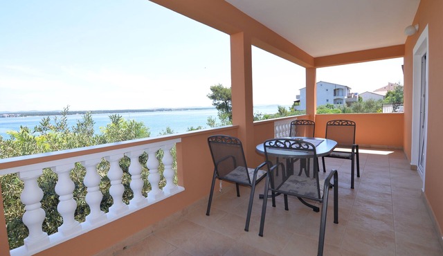 Two bedroom apartment near beach Tkon, Pašman (A-16589-a)
