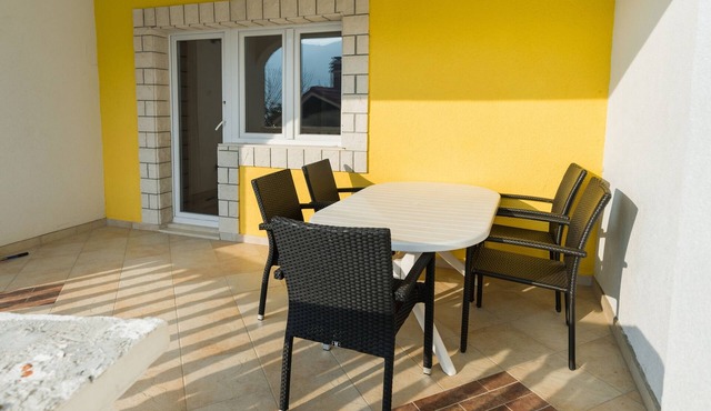 Two bedroom apartment with terrace and sea view Grebaštica, Šibenik (A-4254-a)