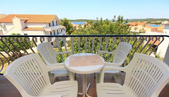 Two bedroom apartment with balcony and sea view Lovište, Pelješac (A-10182-a)