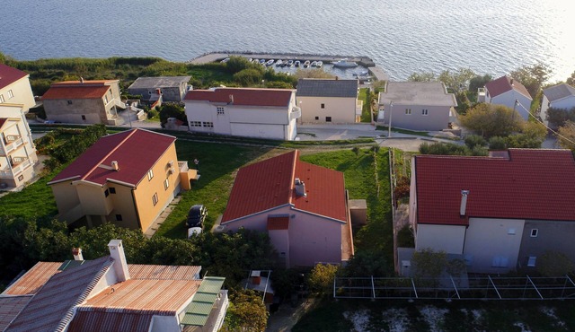 Two bedroom apartment with terrace and sea view Rtina - Miletići, Zadar (A-11548-a)