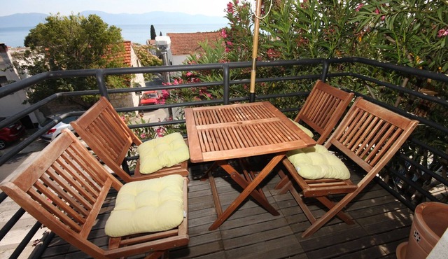 Two bedroom apartment with balcony and sea view Gradac, Makarska (A-6661-a)