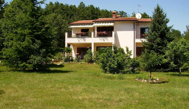 Two bedroom apartment with terrace Vinež, Labin (A-18493-a)