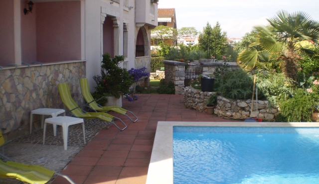 Two bedroom apartment with terrace Rovinj (A-3394-c)