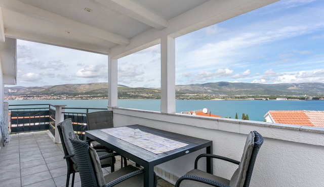 Two bedroom apartment with terrace and sea view Mastrinka (Čiovo) (A-4324-b)