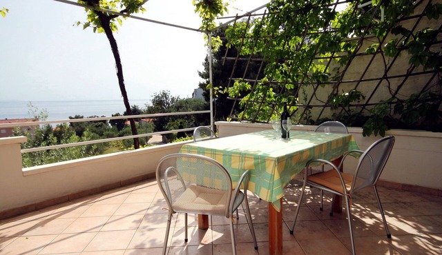 Two bedroom apartment with terrace and sea view Ivan Dolac, Hvar (A-592-a)