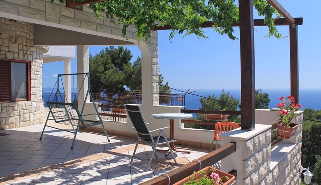 Two bedroom apartment with terrace and sea view Sveta Nedilja, Hvar (A-8792-a)