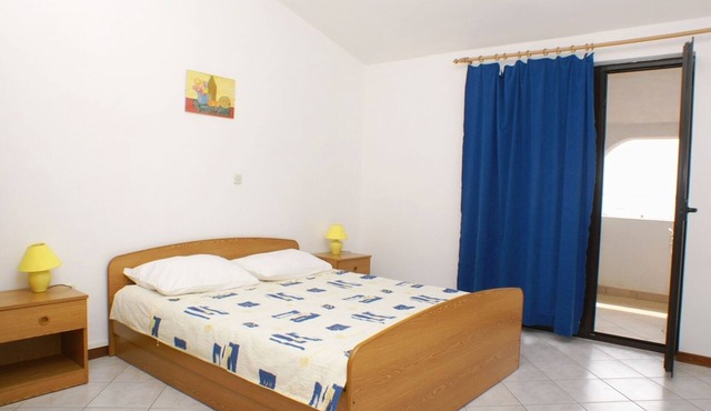 Two bedroom apartment with terrace and sea view Mandre (Pag) (A-523-d)