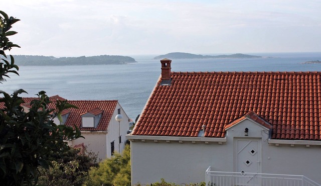 Two bedroom apartment with terrace and sea view Plat, Dubrovnik (A-4776-a)