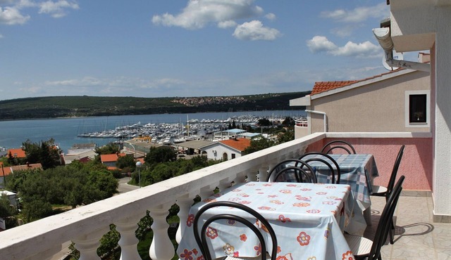Two bedroom apartment with terrace and sea view Punat, Krk (A-5343-a)