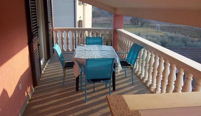 Two bedroom apartment with terrace Flengi, Poreč (A-15395-b)