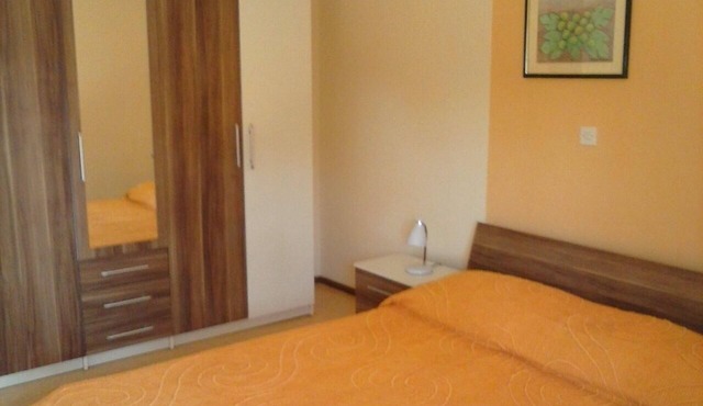 Two bedroom apartment with terrace Cres (A-12609-a)