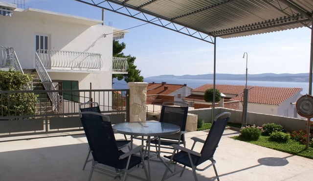 Two bedroom apartment with terrace and sea view Stanići, Omiš (A-2763-a)
