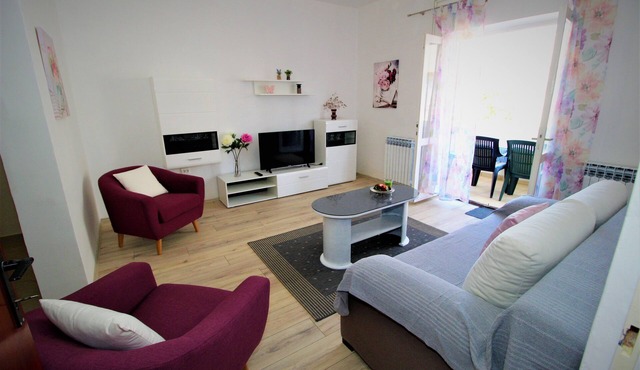 Two bedroom apartment with balcony and sea view Pag (A-13060-c)