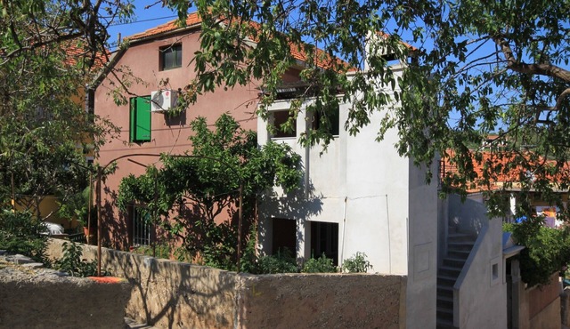 Two bedroom apartment with terrace and sea view Sali, Dugi otok (A-8156-a)