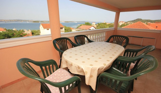 Two bedroom apartment with terrace and sea view Kraj, Pašman (A-331-c)