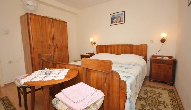 Two bedroom apartment with balcony Vis (A-2477-a)