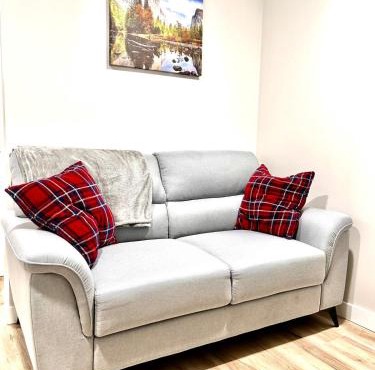 Two Bedroom Basement Suite With Private Entrance & Free Parking