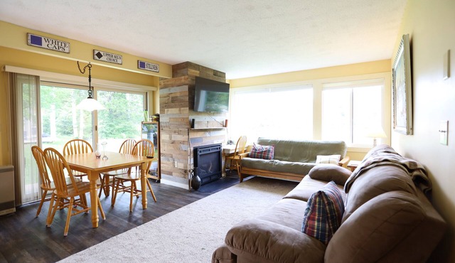 Two Bedroom Condo Near Waterville Valley Town Square! (SS9V)