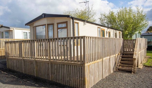 Two bedroom Caravan at Lilliarsedge