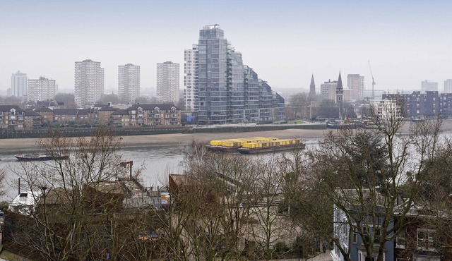 Two Bedroom Chelsea Flat with Amazing River Views