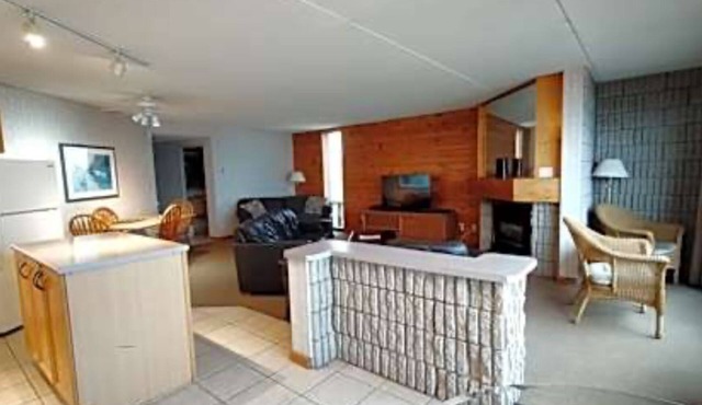 Two Bedroom condo Georgian bay - Royal Harbour Resort Thornbury Ontario
