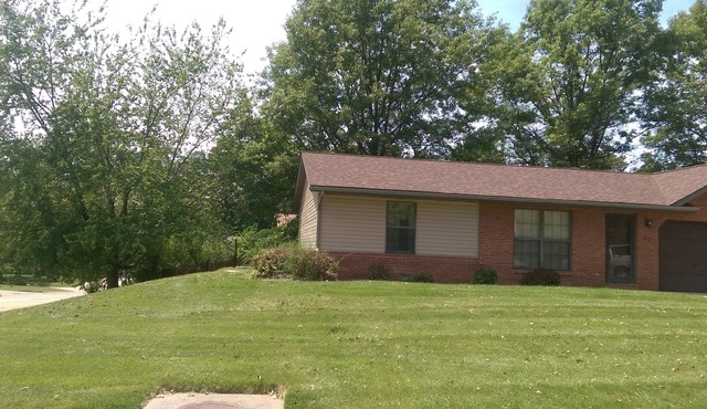 Two bedroom duplex in Shiloh, IL
