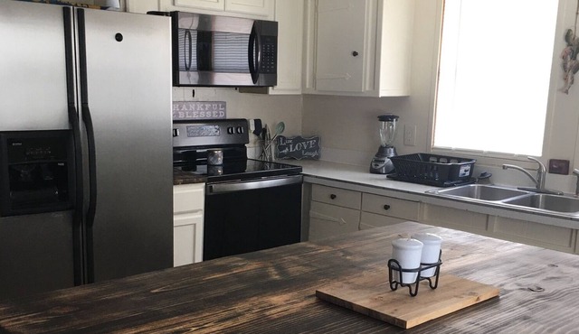 Two bedroom, furnished, Fort Gibson Lake fish camp getaway.
