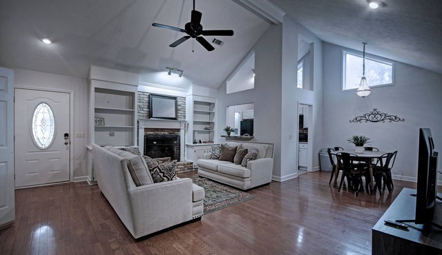 Two Bedroom Getaway Near the Reservoir