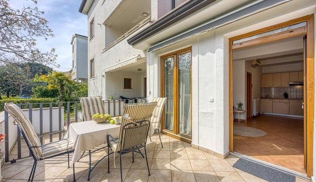 Two-Bedroom Giardino with Terrace