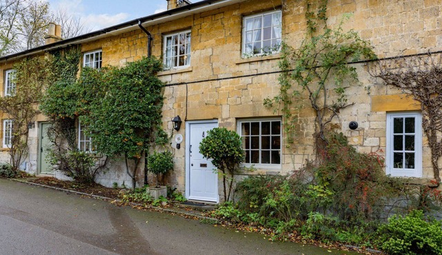 Two bedroom holiday cottage in the Cotswolds - Honeysuckle Cottage, Blockley